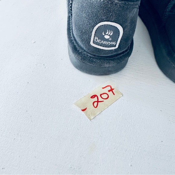 BEARPAW boots gray size 5/6 - Picture 9 of 10